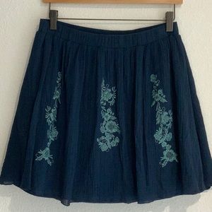 GARNET HILL EMBROIDERED NAVY COTTON SKIRT XS